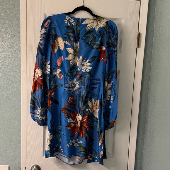 FARM Rio Vibrant Floral Long Sleeve Dress - Picture 4 of 6